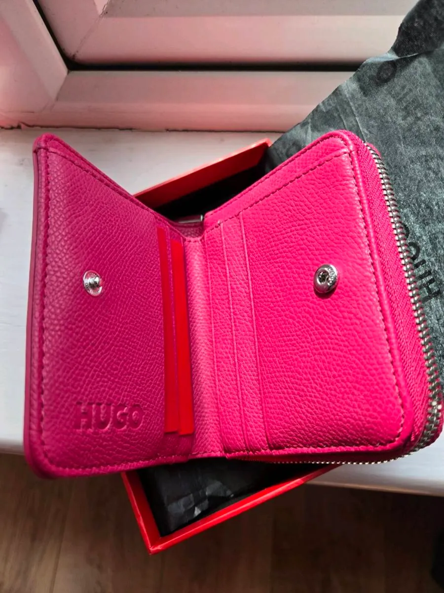 Pink Hugo wallet New - Image 4