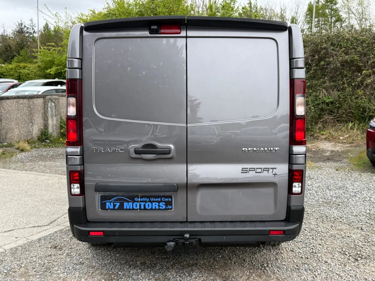 2021 Renault Trafic LL30 ENERGY DCI SPORT - Image 4