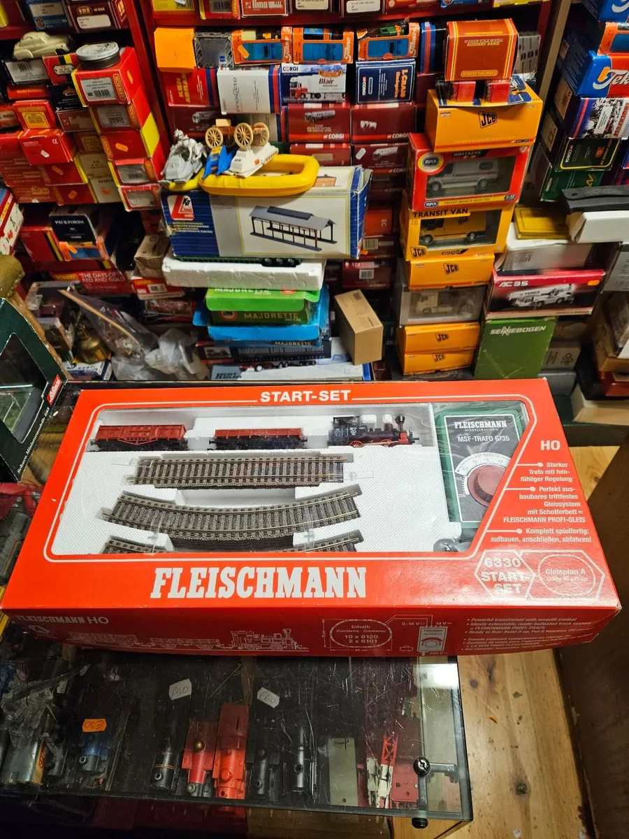Hornby Fleishmann HO Scale Train Set - Image 1