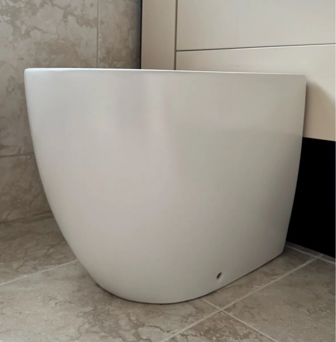 Back to wall toilet - Image 2