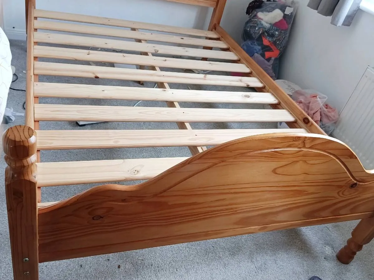Pine Double Bed Frame - Excellent condition - Image 3