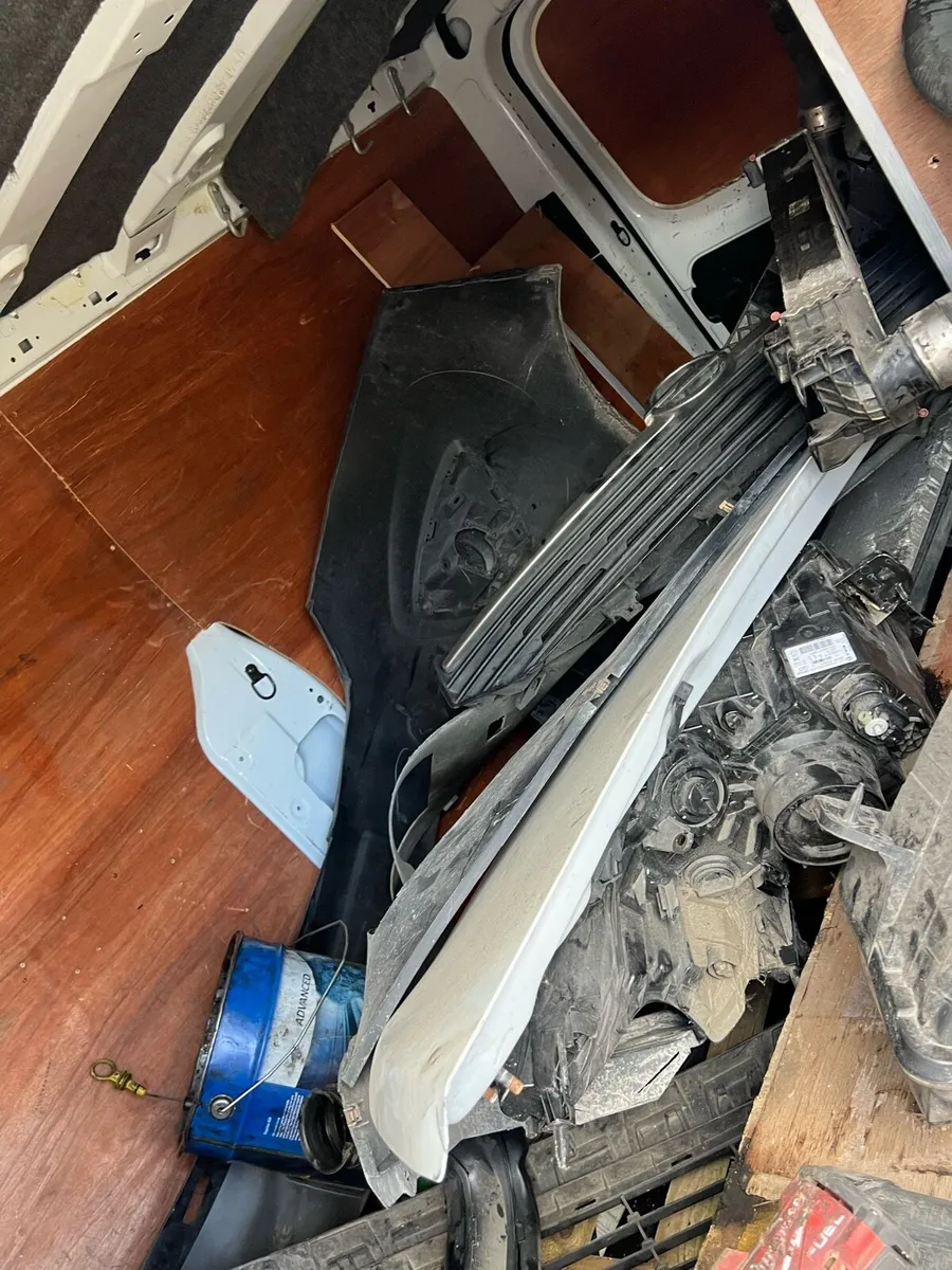 Opel Vivaro 2015 - Image 4