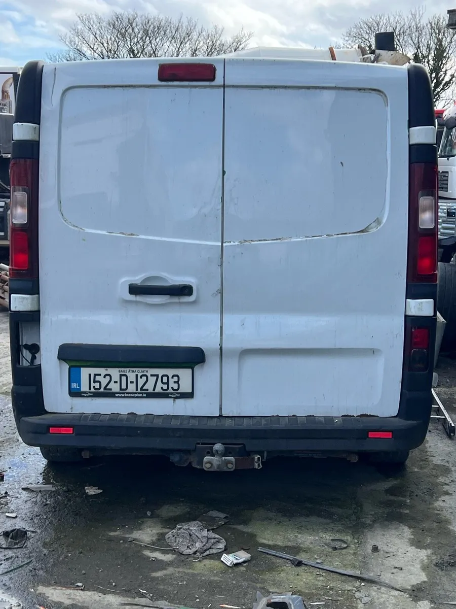 Opel Vivaro 2015 - Image 1