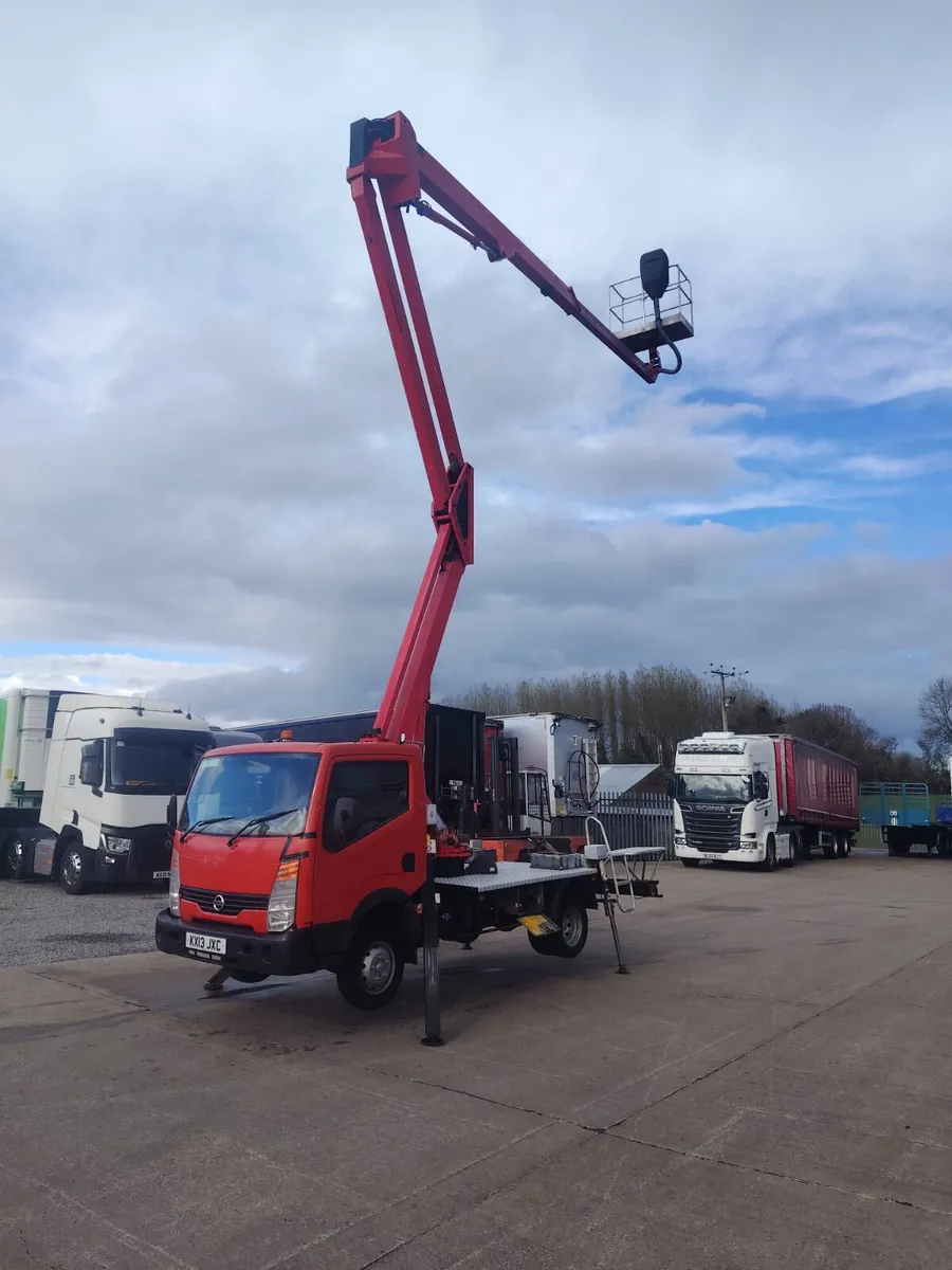 2013 Nissan cab star 3.5 ton cherry picker - Image 1