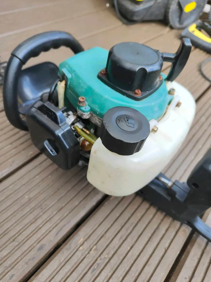 Hedge trimmer - Image 2