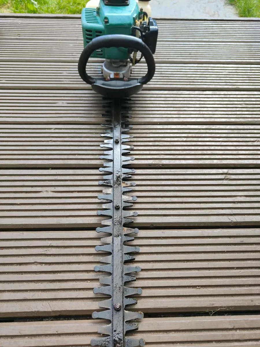 Hedge trimmer - Image 3
