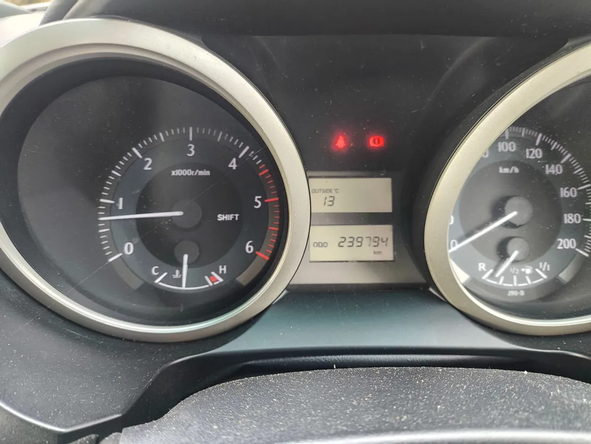 Toyota Land Cruiser 2012 - Image 4