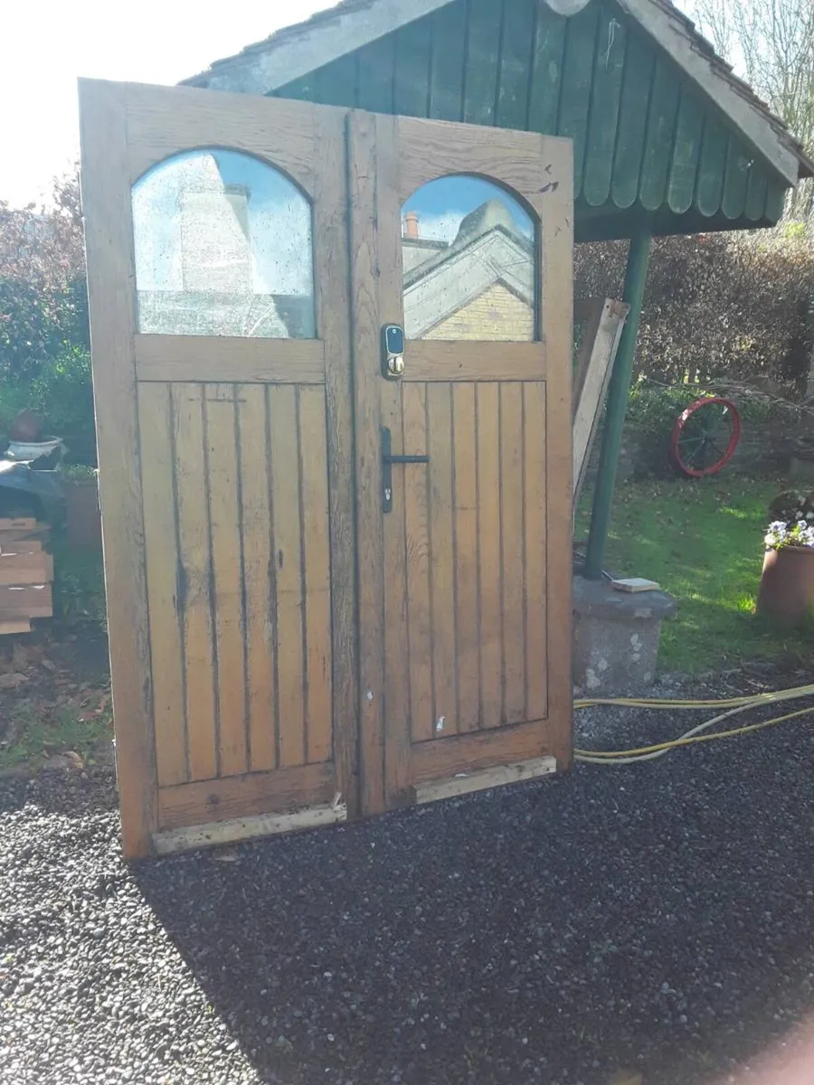 Solid oak doors - Image 1