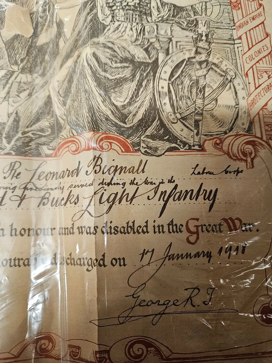Vintage WW1 Discharge Certificate - Image 3