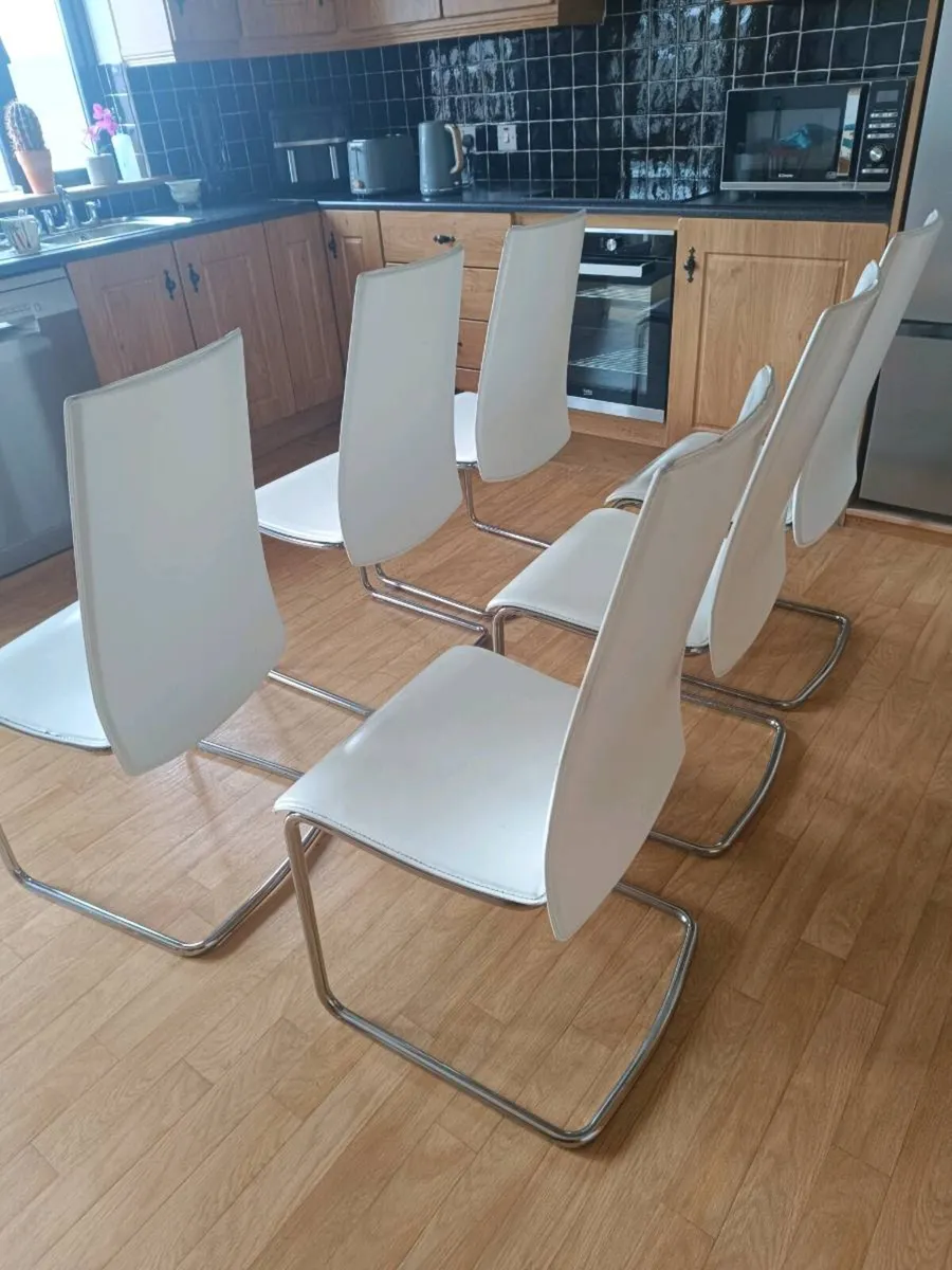 Dining chairs - Image 1