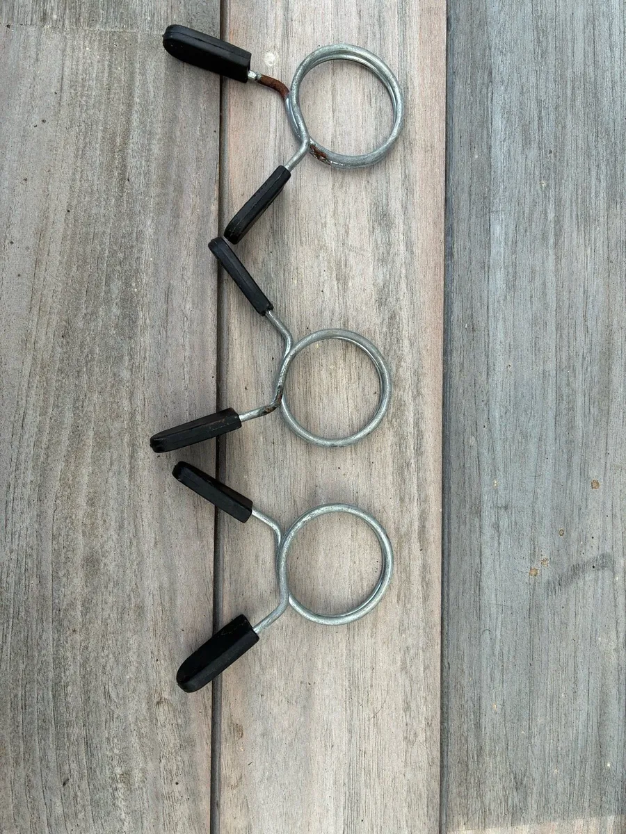 20kg Olympic Barbell (50mm) + Collar - BOLT - Image 4