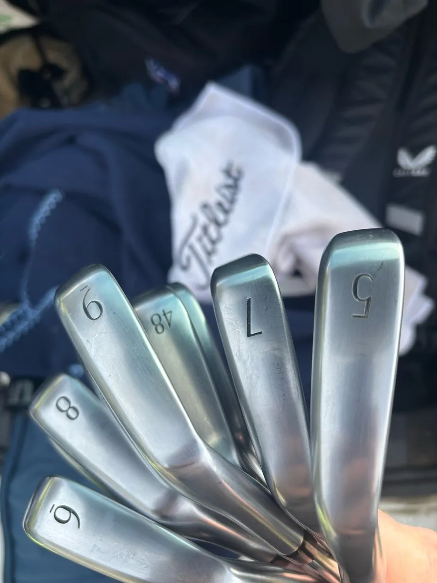 Titleist T250 irons - Image 3