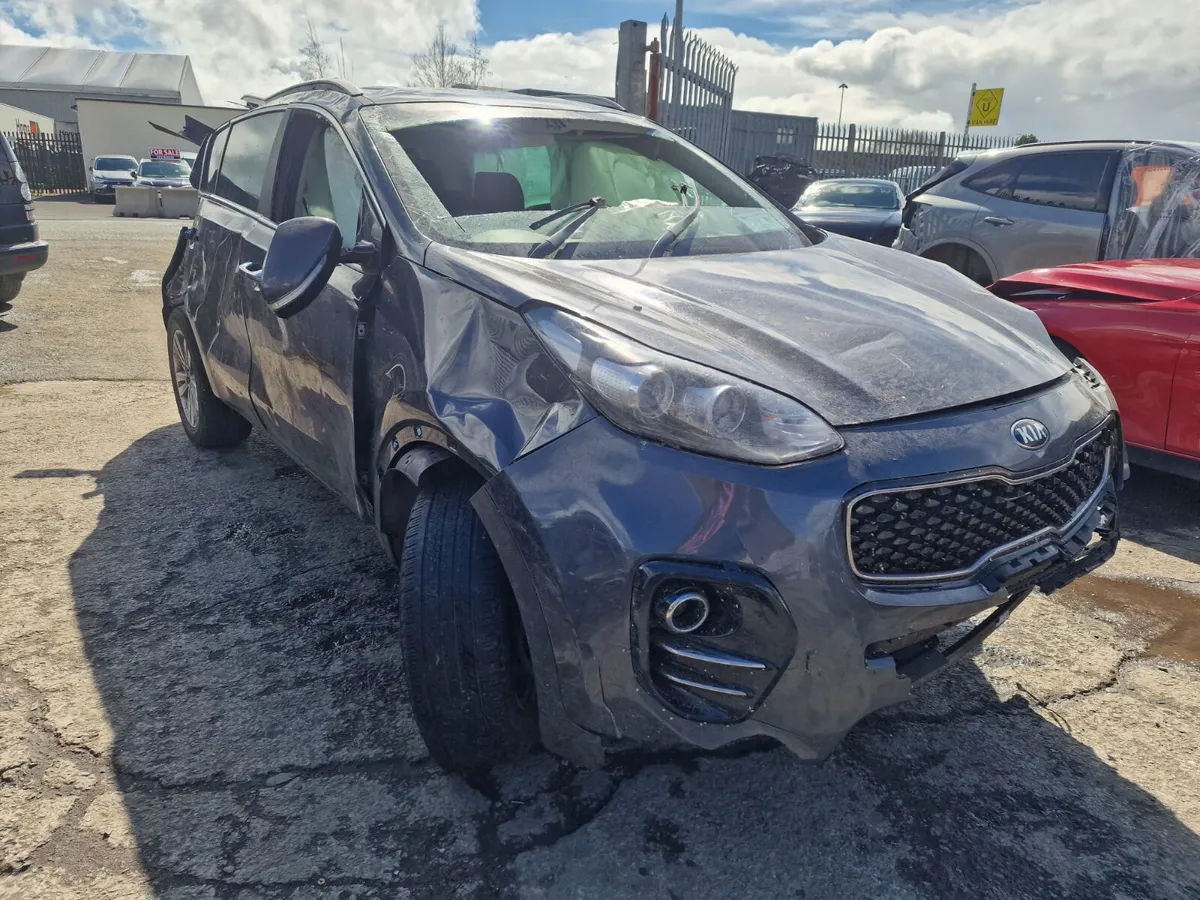 17 KIA SPORTAGE  1.7 CRDI (D4FDH) FOR BREAKING - Image 2
