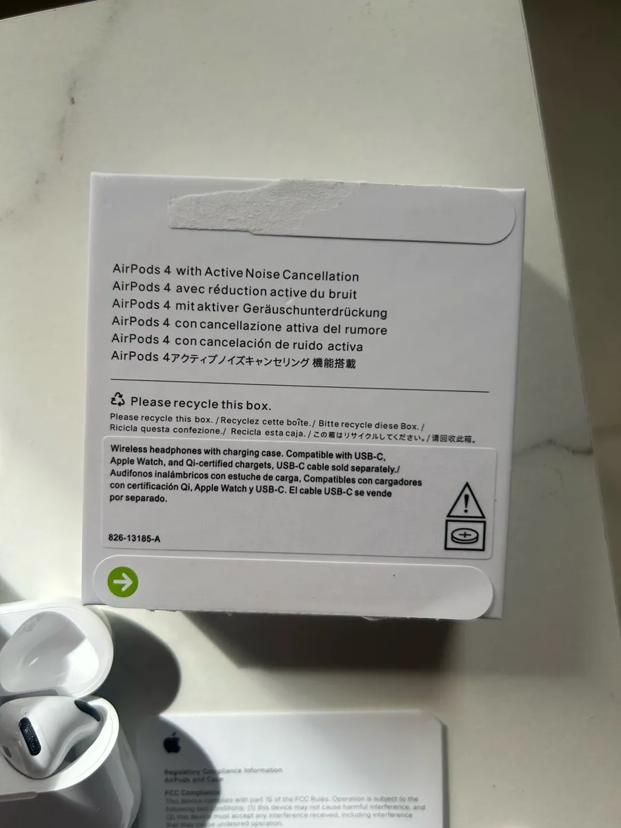 Apple airpod 4 (2024) - Image 4