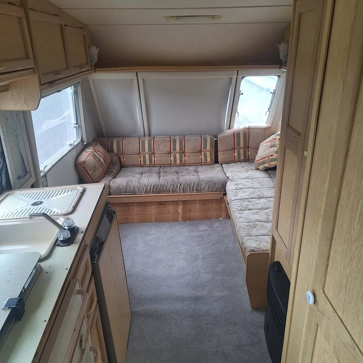 Abbey county - Image 4