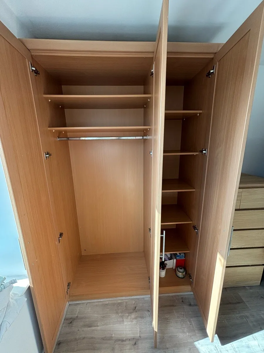 Fitted Wardrobe - Image 2