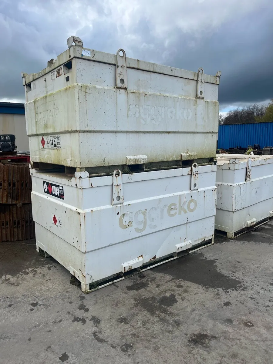 3000 litre bunded western bowsers - Image 1