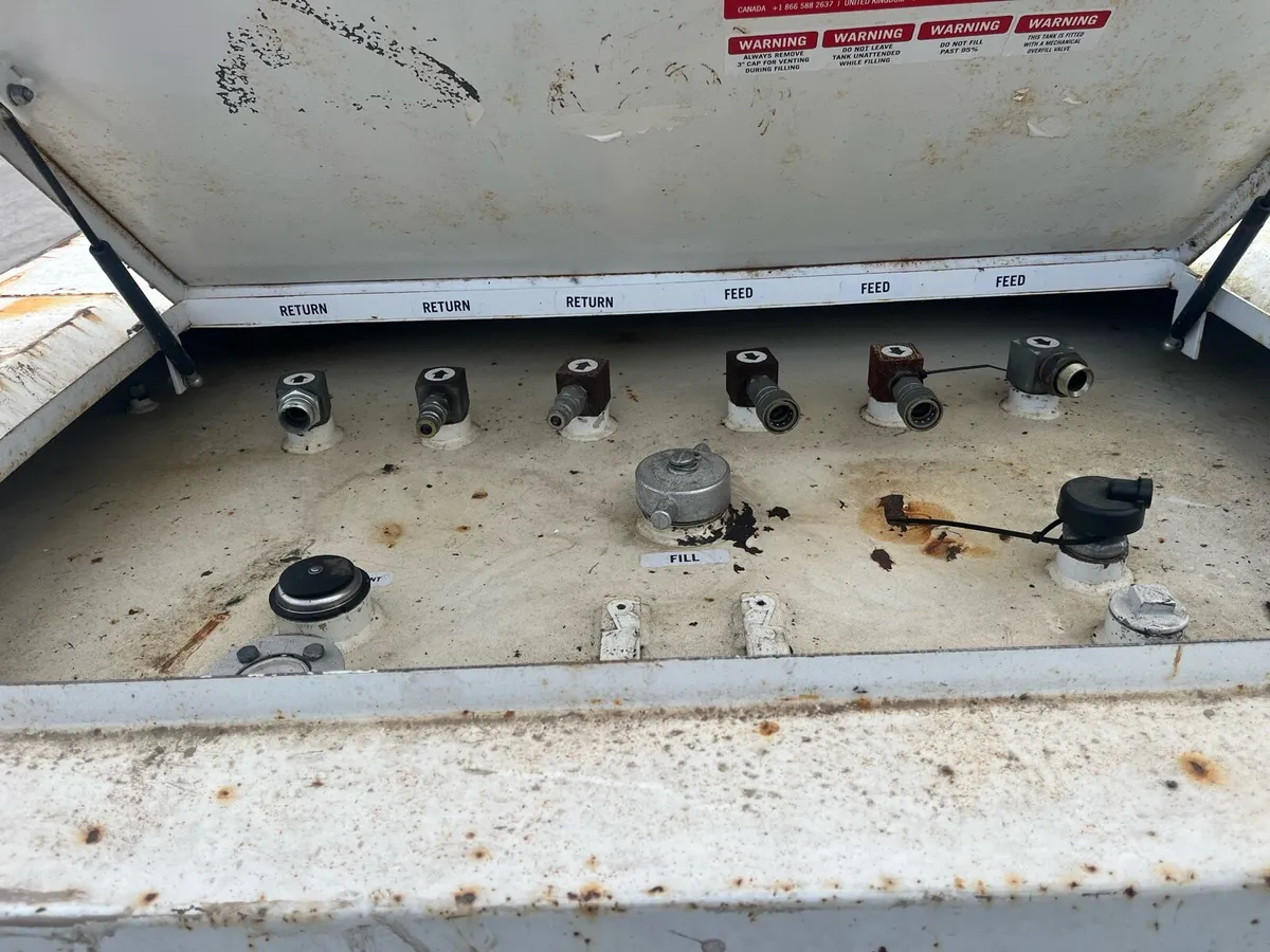 3000 litre bunded western bowsers - Image 3