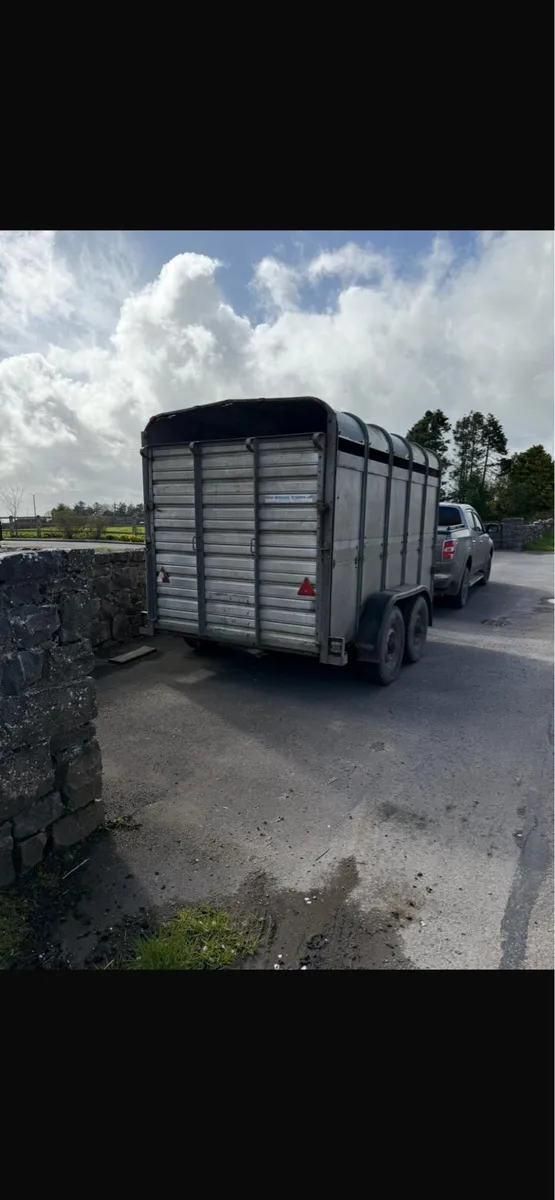 Cattle trailer - Image 2