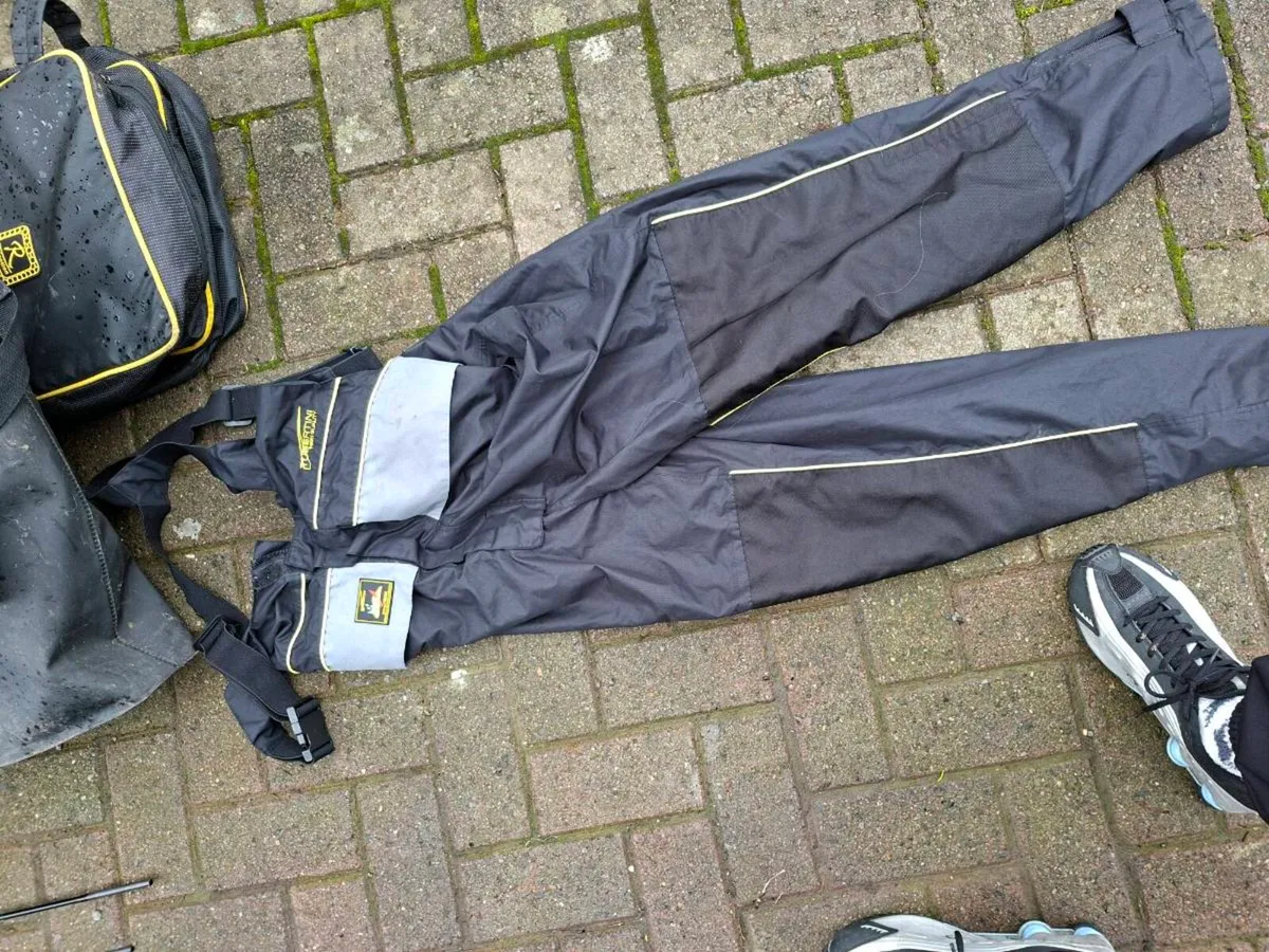 Fishing gear - Image 3