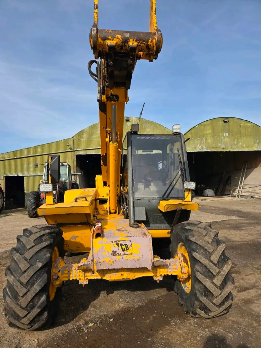 JCB 520 - Image 4