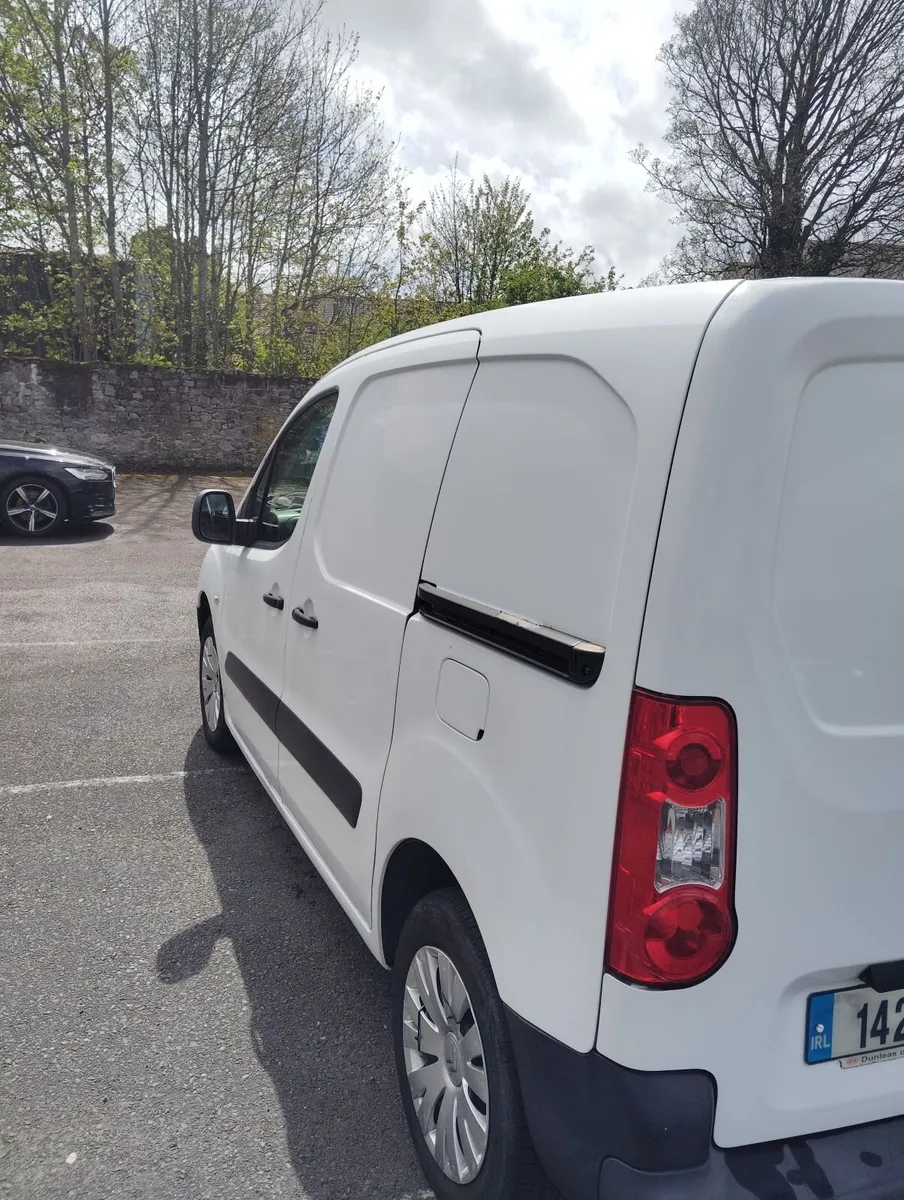 Citroen Berlingo 2014 - Image 2