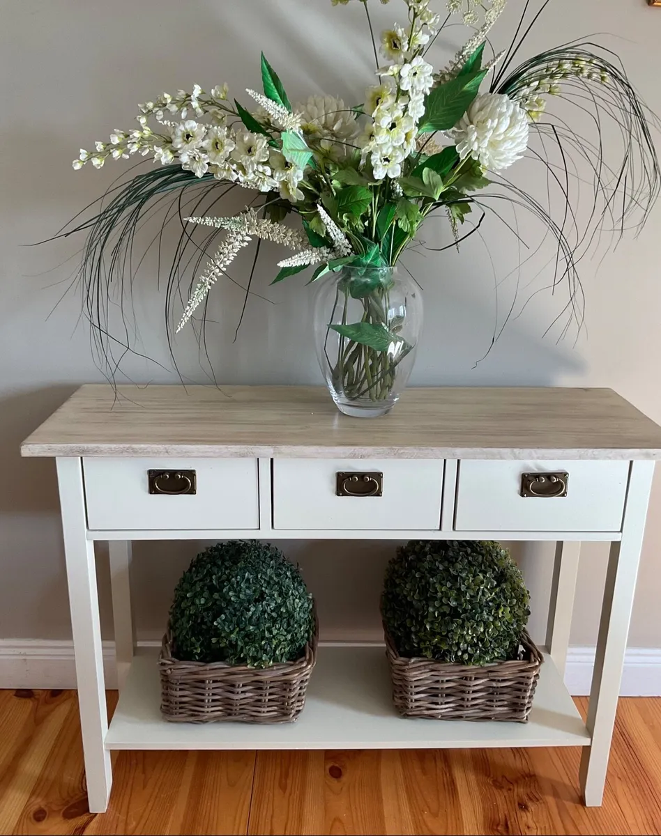 Three drawer Hall console table - Image 4