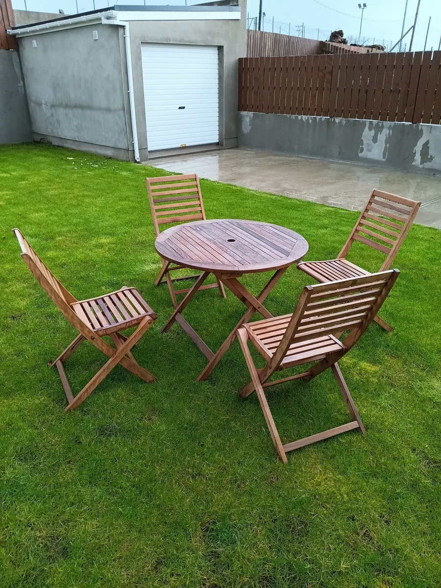 Newbury 4 Seater Folding Wooden Patio Set