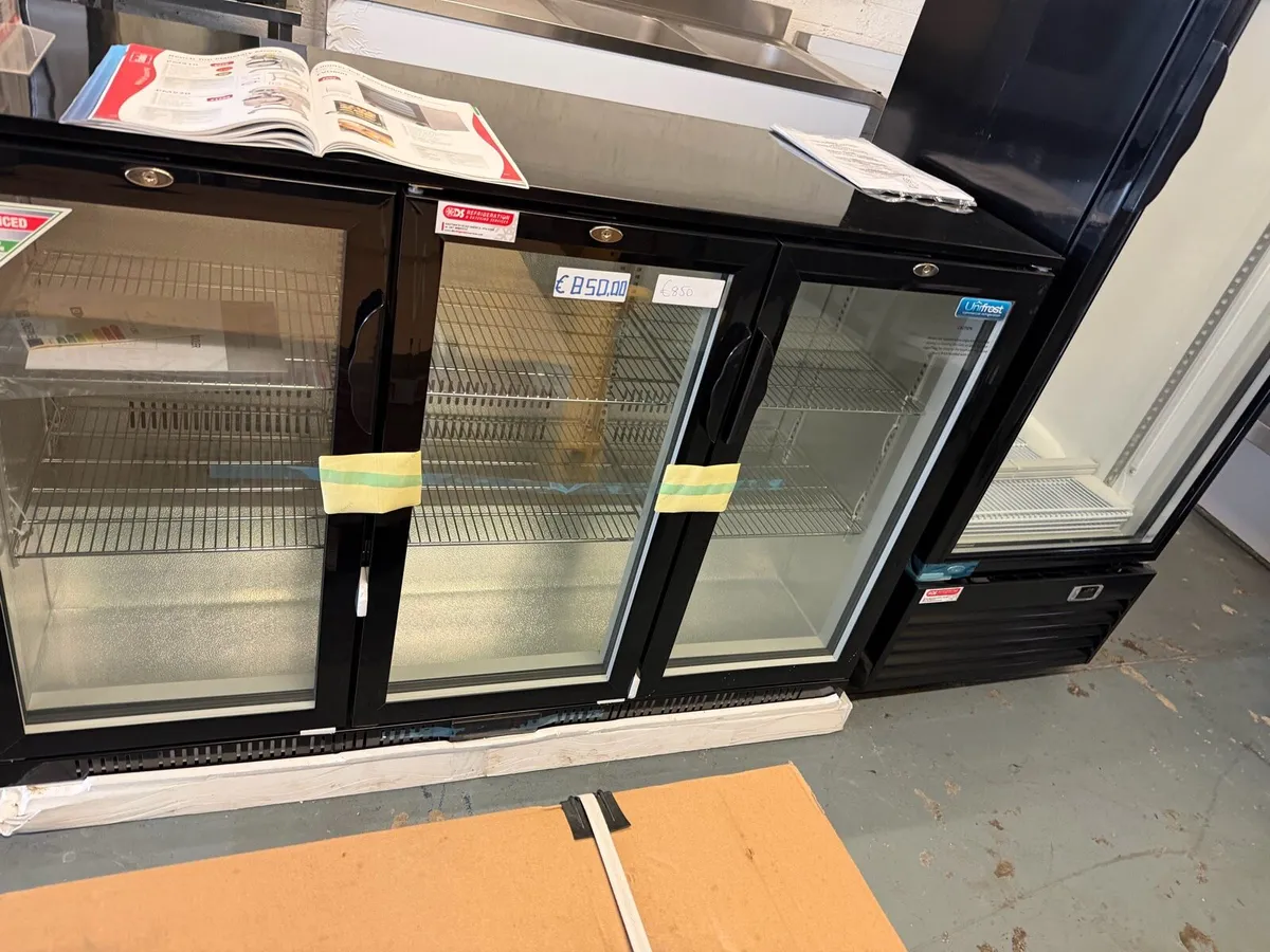 3 door bottle fridge offer - Image 1