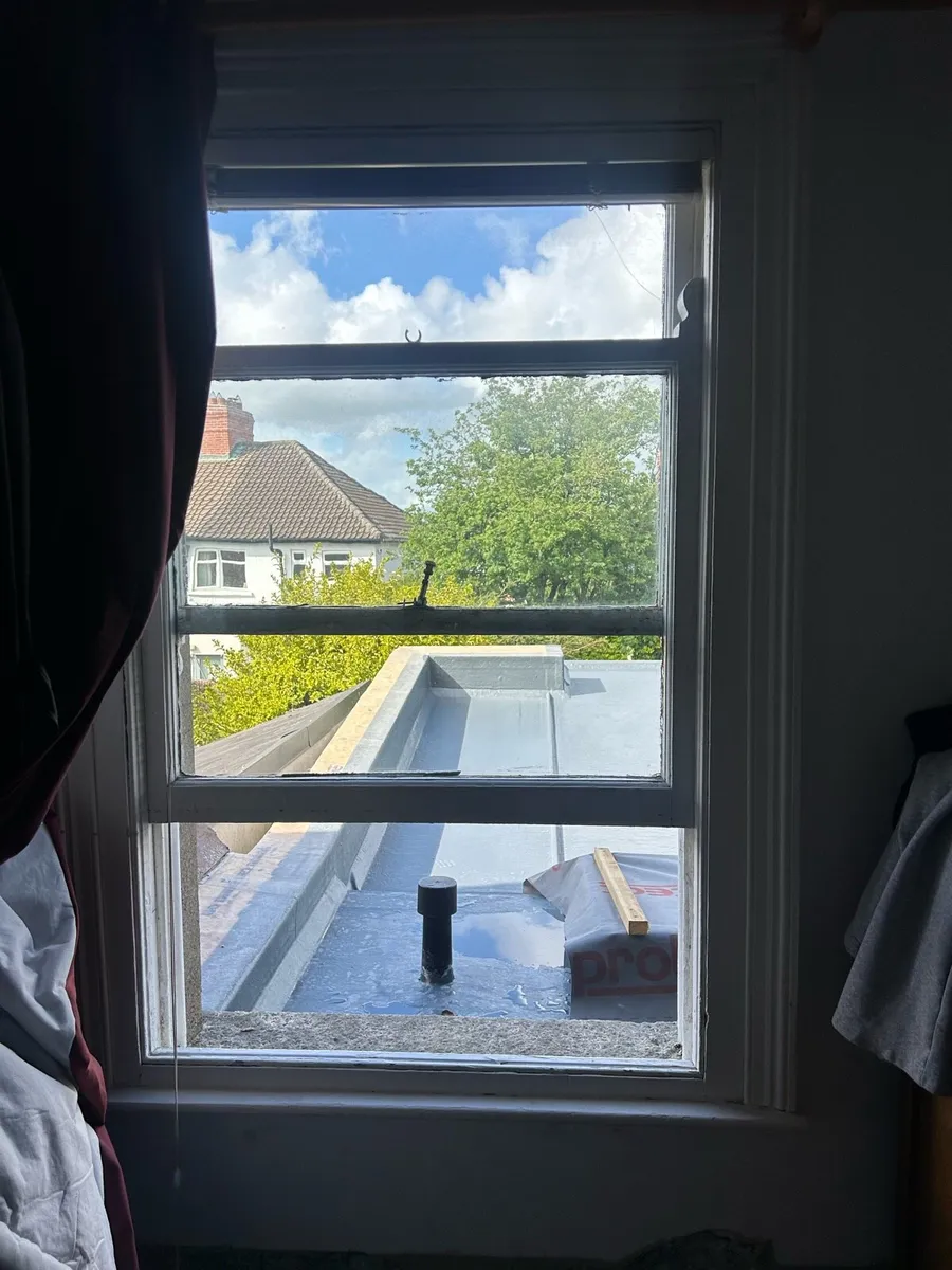 Dash single glazed windows - Image 2