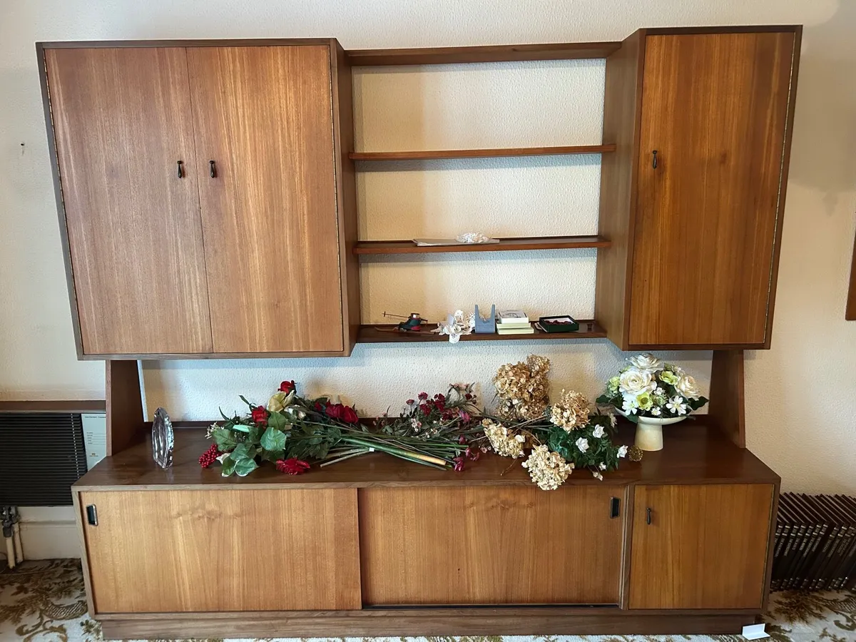 Mid century Side board - Image 1