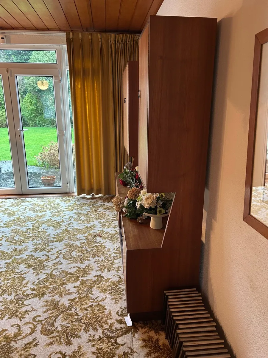 Mid century Side board - Image 3