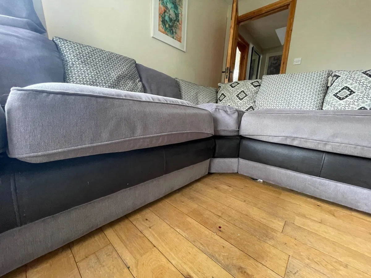 Corner sofa - Image 2