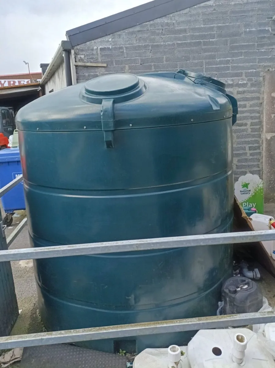 Bundled Tank - Image 1