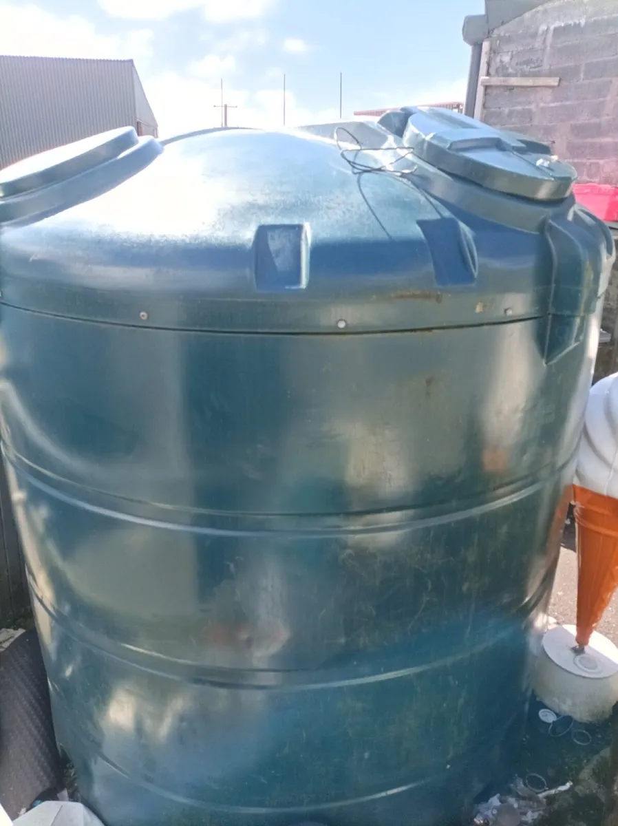 Bundled Tank - Image 2