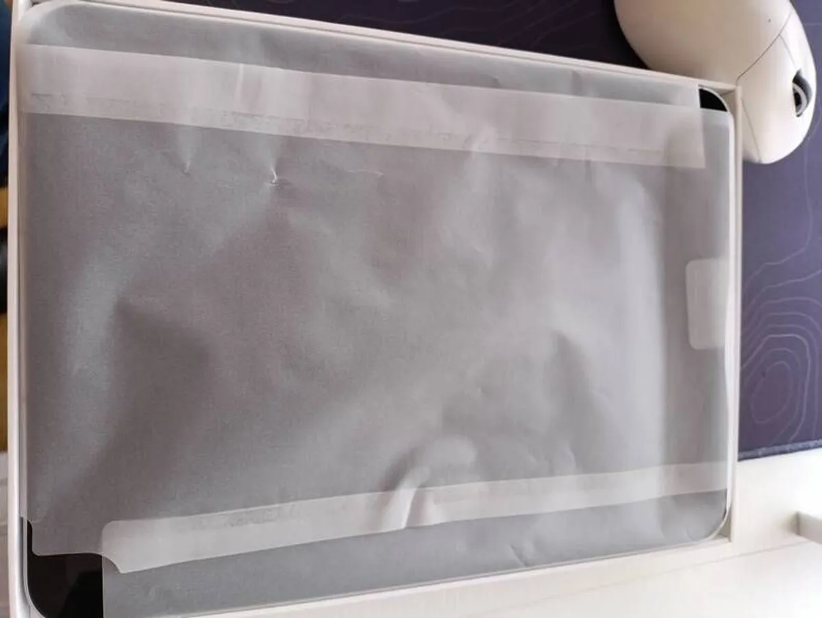 iPad 10th gen 64 GB like new - Image 3