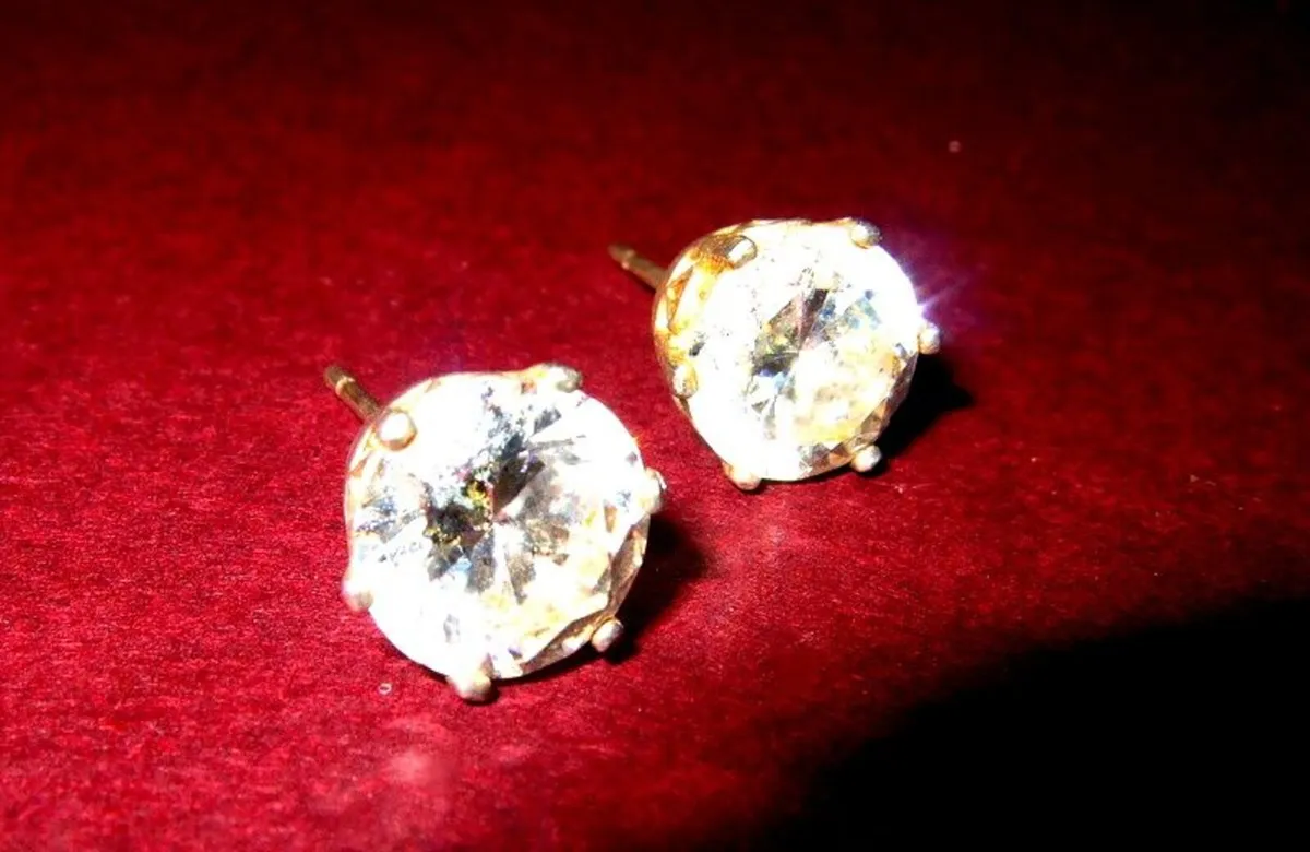 Vintage Hallmarked Silver Necklace/Earrings Set - Image 4