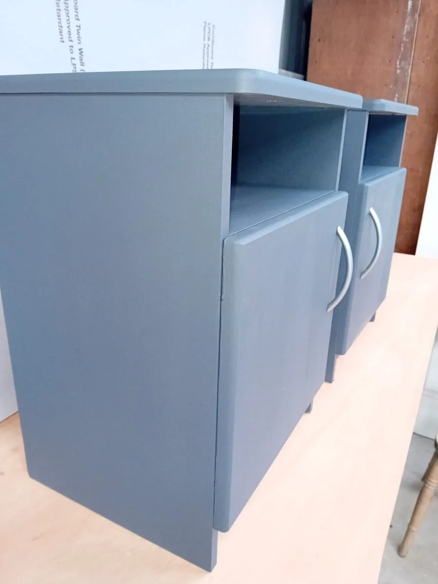 2 bedroom lockers - Image 2