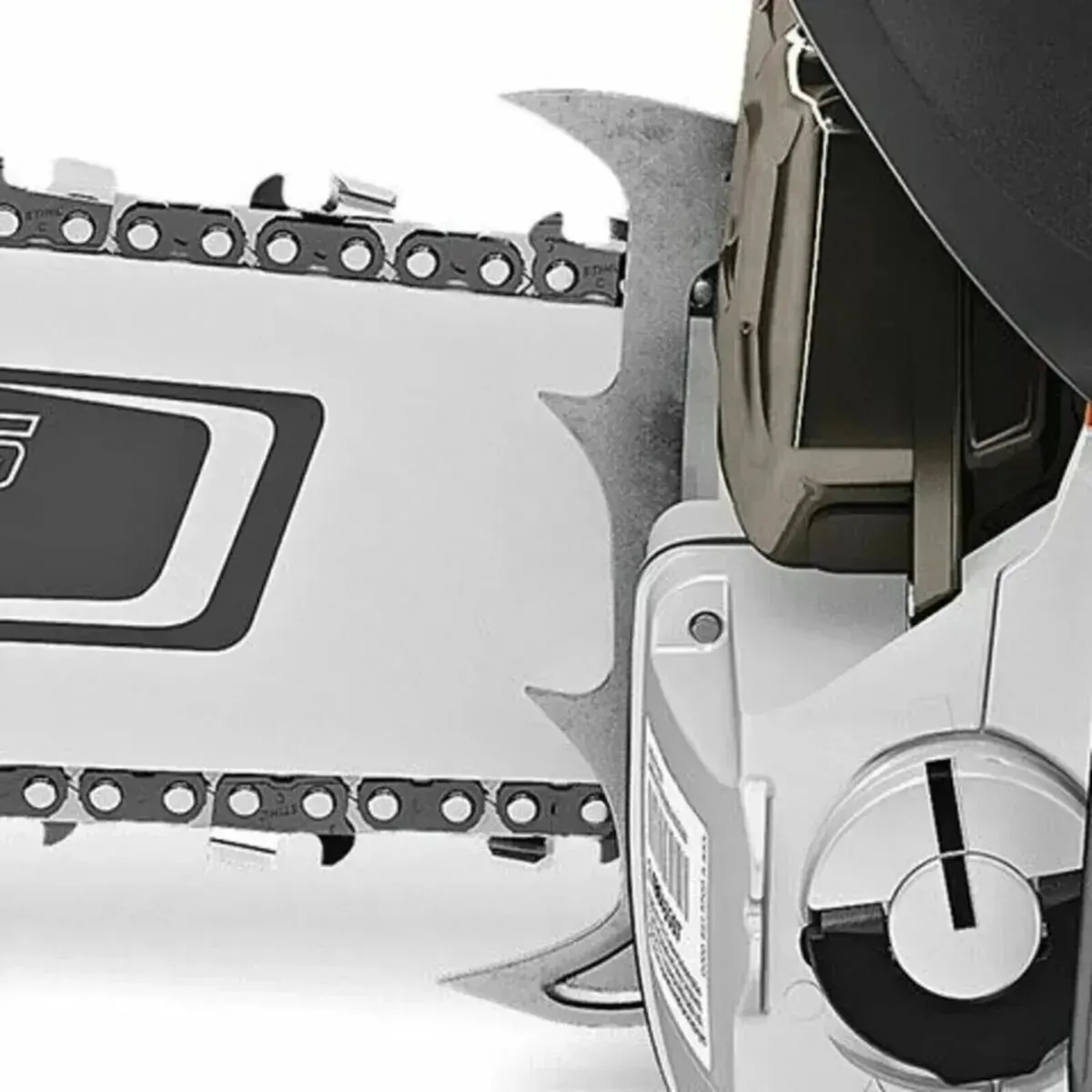 The STIHL MS500i Chainsaw - Image 4