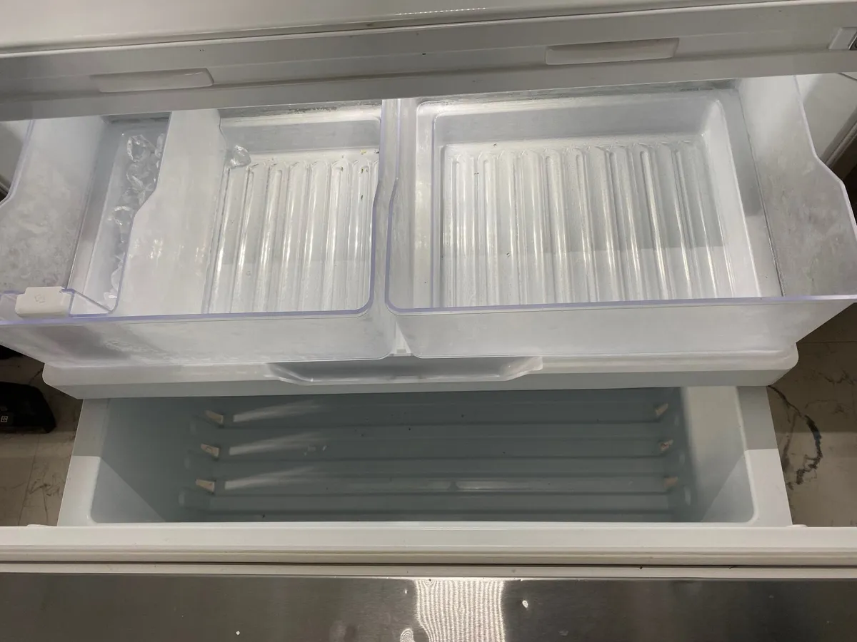 Fisher & Paykel American Fridge Freezer - Image 4