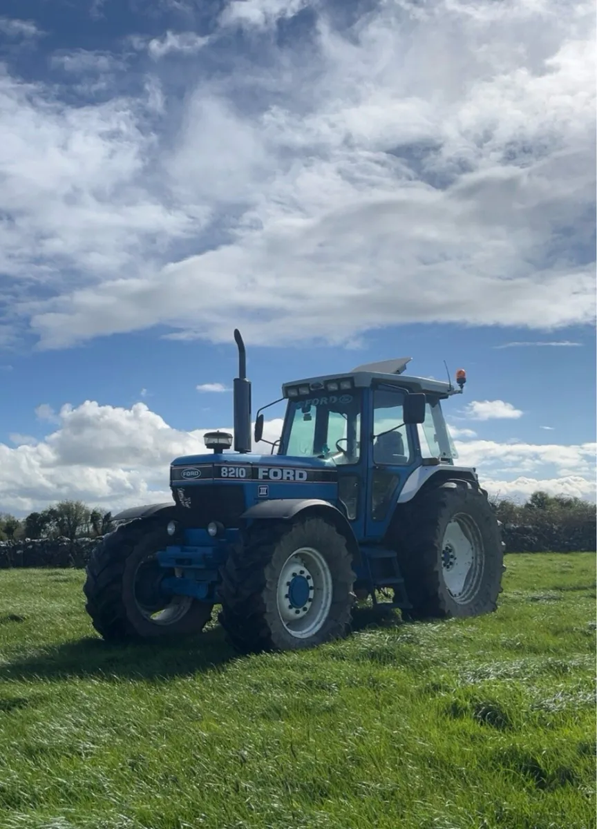 Ford 8210 series three  *NO VAT* - Image 2