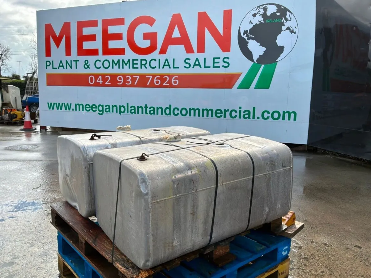 300lts ALUMINIUM DIESEL TANKS...CHOICE. - Image 2