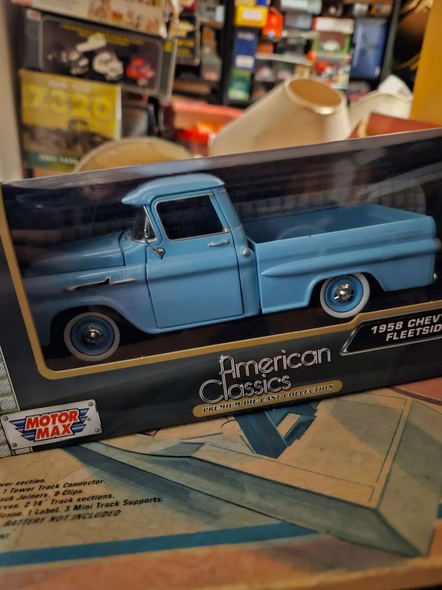 Corgi Motormax Chevy Pick up 1.24 - Image 2