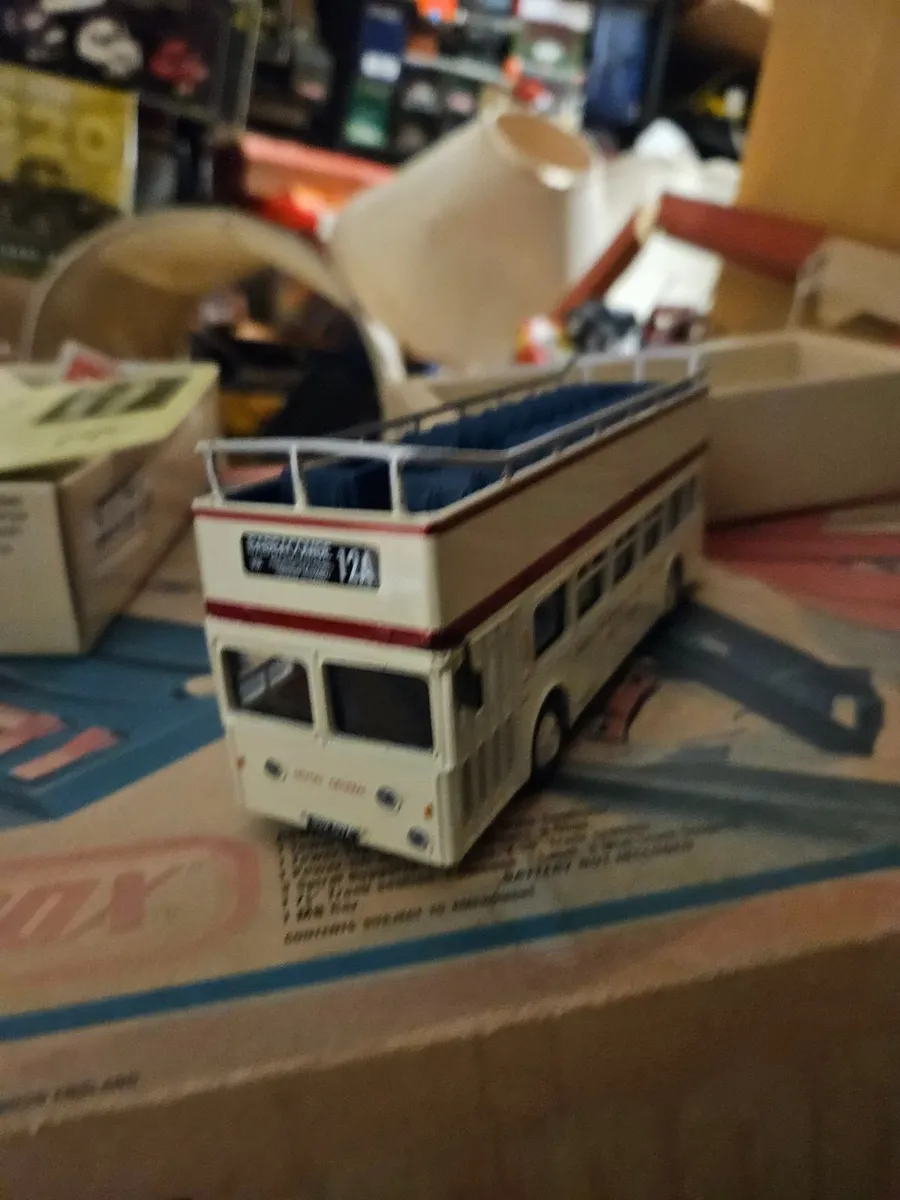 Corgi Bus - Image 4