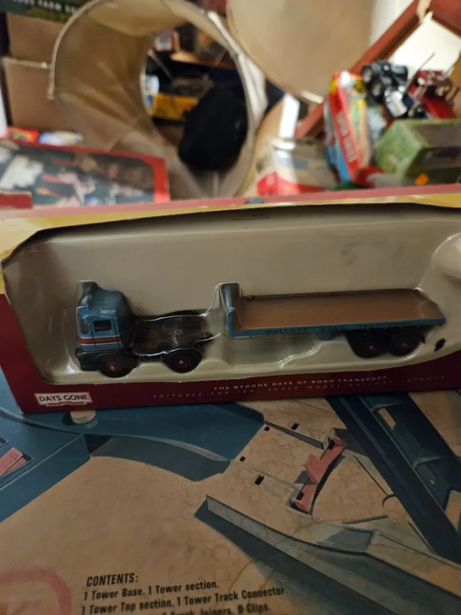 Hornby Corgi OO Gauge Trackside Truck - Image 1