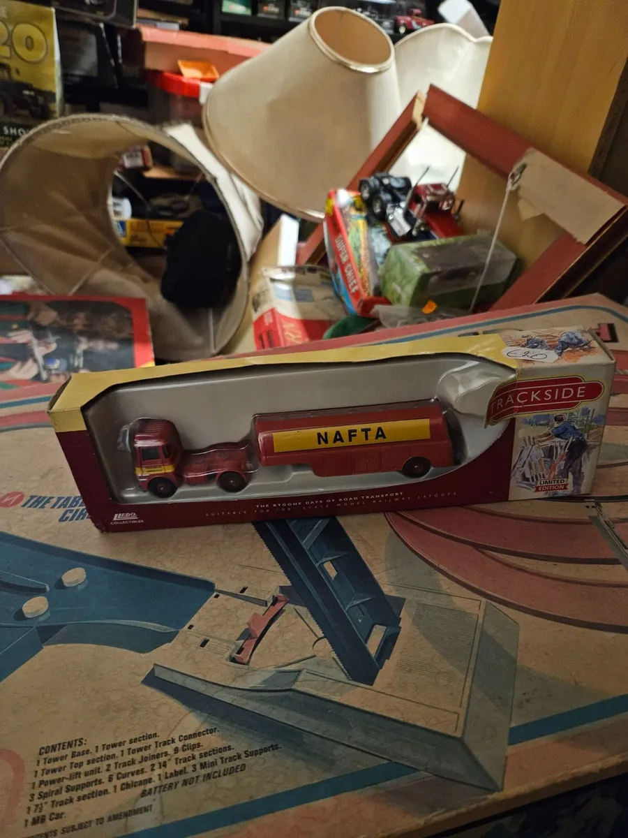 Hornby Corgi OO Gauge Trackside Truck - Image 2