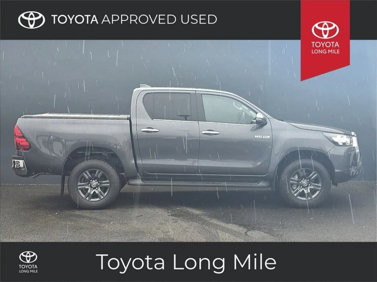 Toyota Hilux 2.8 SR5 Auto With Extra's & Delivery - Image 4