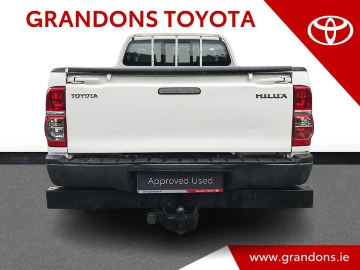 Toyota Hilux 2.5 DLX SCAB - NEW CHASSIS - GRANDONS - Image 4