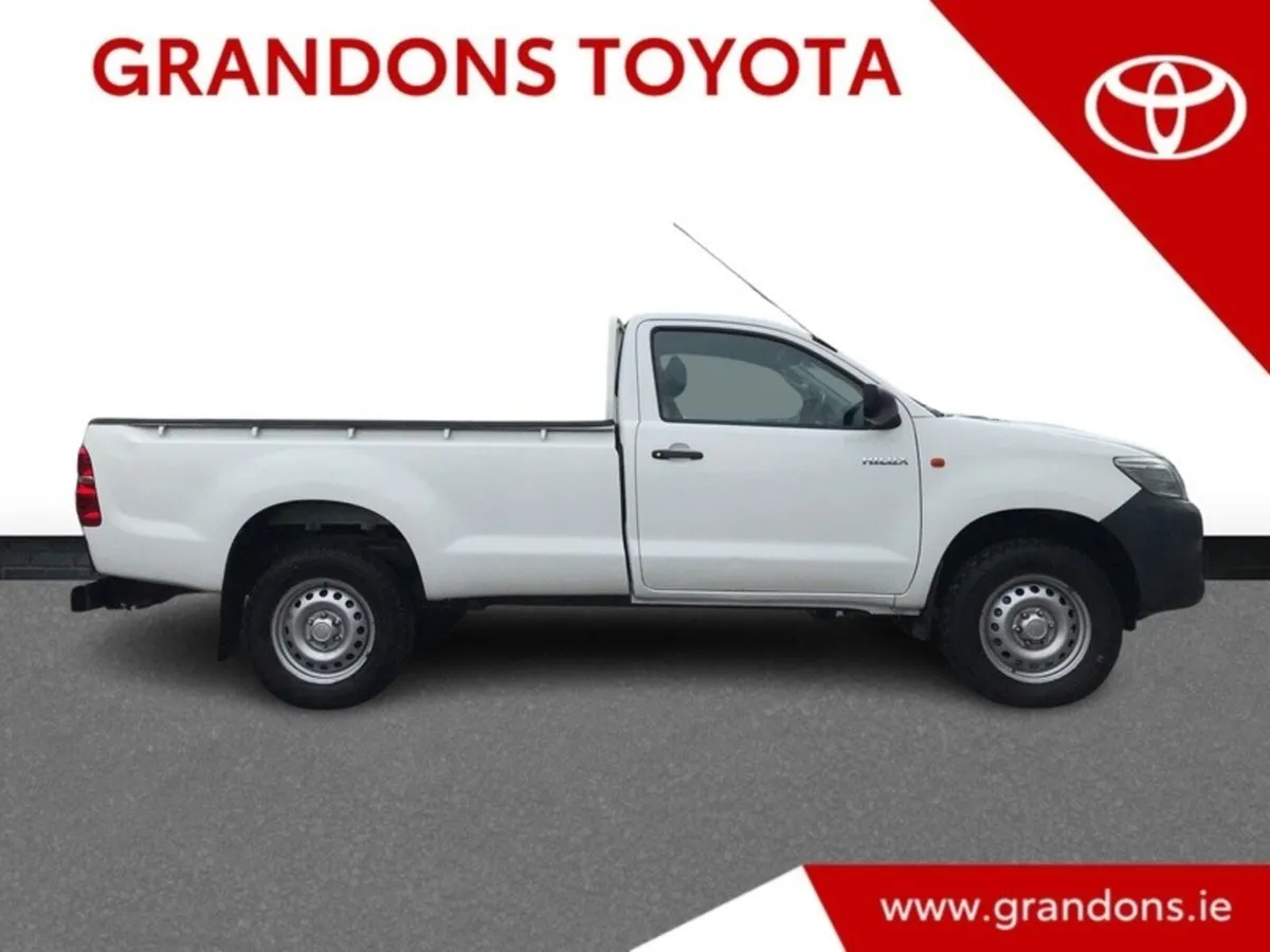 Toyota Hilux 2.5 DLX SCAB - NEW CHASSIS - GRANDONS - Image 3