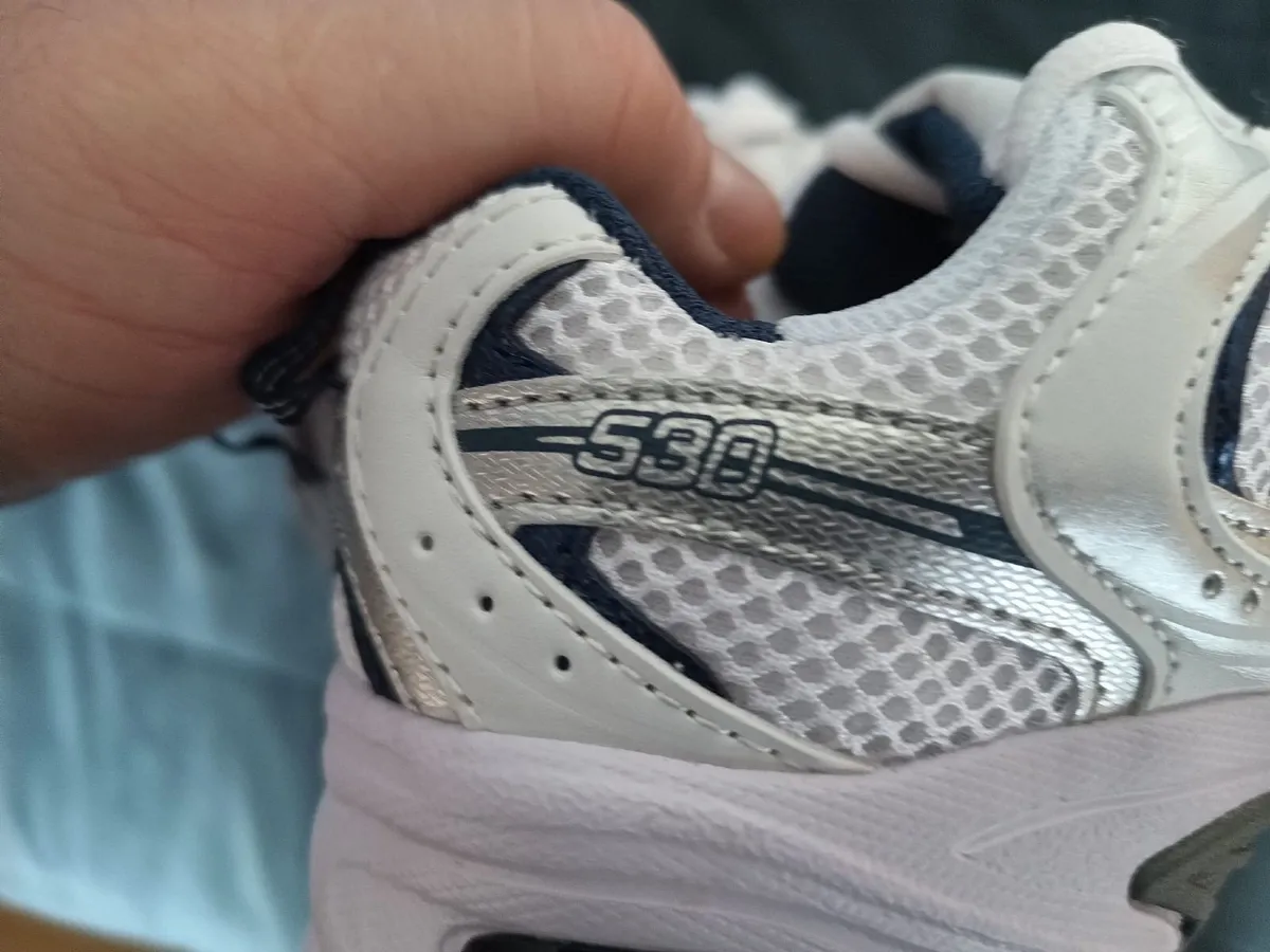 New Balance 530 size 3.5UK - Image 2